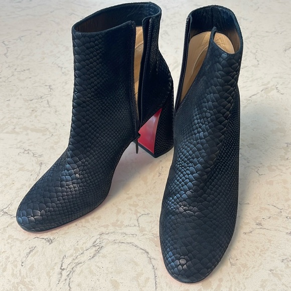 Christian Louboutin Turela snake embossed bootie size 38 - Picture 3 of 10